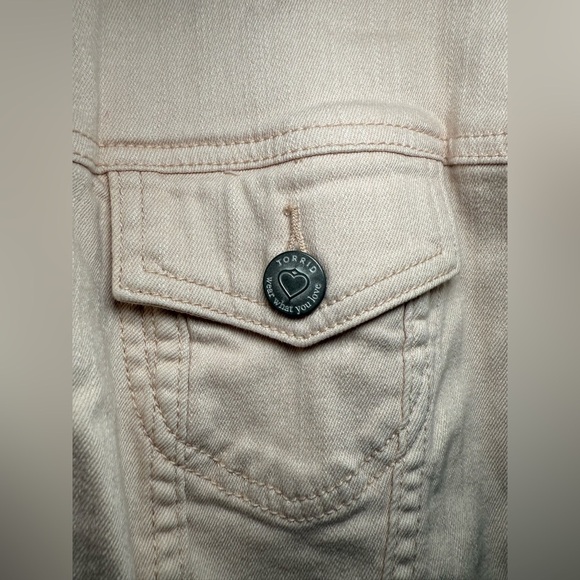Torrid Light Pink Trucker Denim Jacket NWT Size 3X 22/24 Button Pockets Preppy - Picture 7 of 9